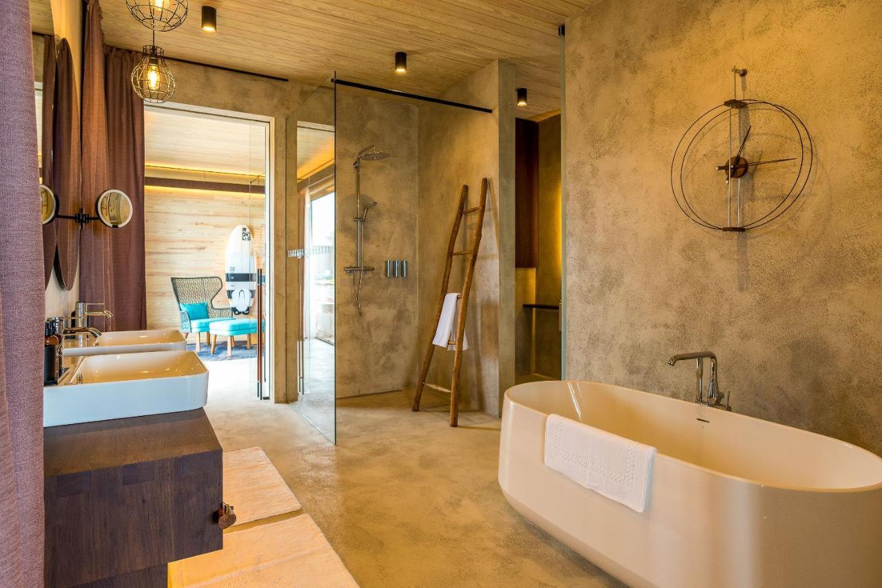 Saba Rock Resort Спениш Таун Екстериор снимка